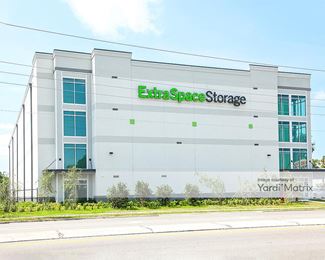 Photo 2 of Extra Space Storage - 1721 Cortez Road West, Bradenton, FL