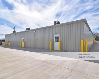 Photo 4 of Runway Self Storage - 412 Tiny Town Road, Clarksville, TN