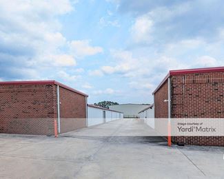 Photo 4 of A Perfect Climate Self Storage - 719 Bell Fork Road, Jacksonville, NC