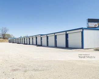Photo 3 of Lakeway Storage LLC - 5329 Monticello Road, Jefferson City, MO
