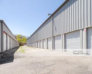 Photo 5 of Mark-s C Storage - 4205 Route C, Jefferson City, MO