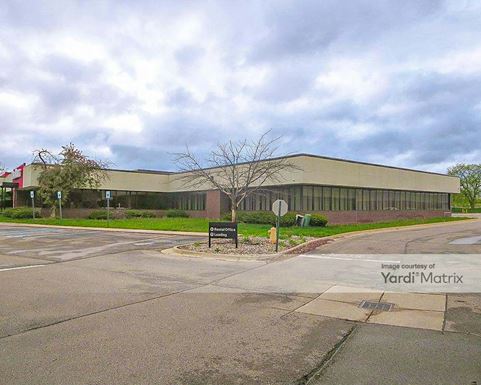 Photo 4 of CubeSmart Self Storage - 15303 South Commerce Drive, Dearborn, MI