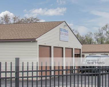 Storage Units for Rent available at 11330 North 2nd Street, Machesney Park, IL 61115
