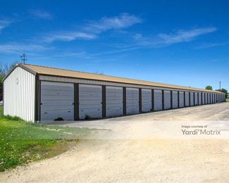 Photo 2 of Maple Ave Self Storage - 109 Maple Avenue, Rochelle, IL