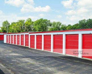 Photo 2 of Storage Rentals of America - 4908 South Main Street, Rockford, IL