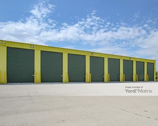 Photo 3 of U-Stor-It - 4850 North Main Street, Rockford, IL