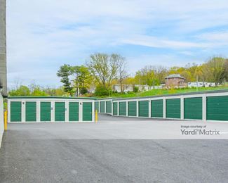 Photo 2 of 222 Self Storage - 19 Willow Creek Road, Reading, PA