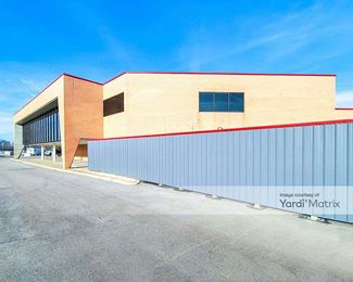 Photo 2 of Extra Space Storage - 8311 West North Avenue, Melrose Park, IL