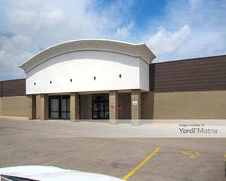 Photo 2 of CubeSmart Self Storage - 3720 East State Street, Rockford, IL