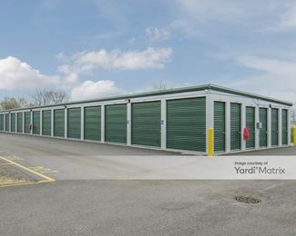 Photo 2 of Boxed Up Self Storage - 1930 West Chrysler Drive, Belvidere, IL