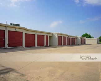Photo 2 of Sherman Self Storage - 2601 Hilltop Drive, Sherman, TX