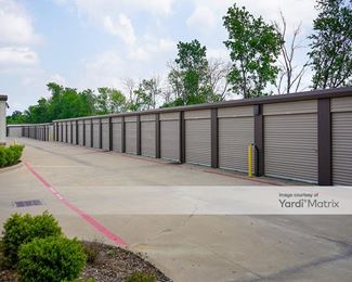 Photo 4 of Devon Self Storage - 1720 Loy Lake Road, Sherman, TX