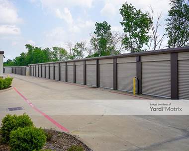 Storage Units for Rent available at 1720 Loy Lake Road, Sherman, TX 75090