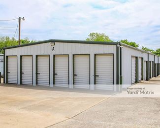 Photo 6 of About Self Storage - 2002 West Morton Street, Denison, TX