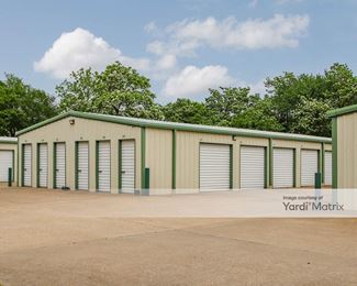 Photo 6 of Premium Storage - 2216 Woodlawn Blvd, Denison, TX