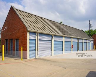 Photo 1 of Devon Self Storage - 1700 North US Highway 75, Sherman, TX
