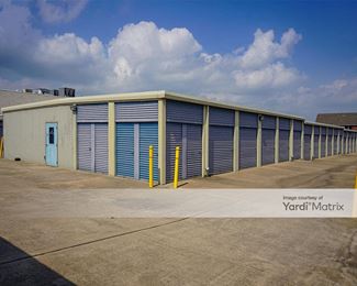 Photo 6 of Devon Self Storage - 1700 North US Highway 75, Sherman, TX