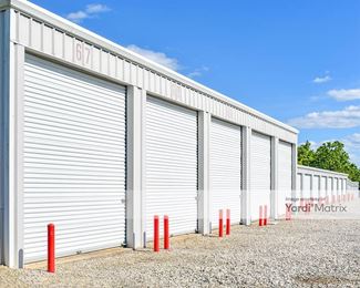 Photo 3 of Serenity Storage - 27002 East Highway 32, Lebanon, MO