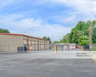 Photo 5 of iStorage - 220 Centerville Road, Lancaster, PA