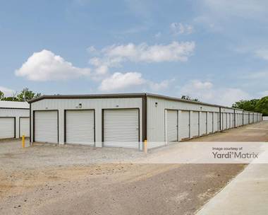 Storage Units for Rent available at 2905 North 1st Avenue, Durant, OK 74701