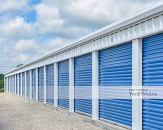 Photo 3 of Serenity Storage - 22790 Perimiter Lane, Lebanon, MO