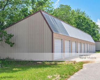 Photo 5 of KO Storage - 1227 West Commercial Street, Lebanon, MO