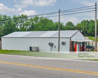 Photo 2 of West 64 Self Storage - 18946 Highway 64, Lebanon, MO