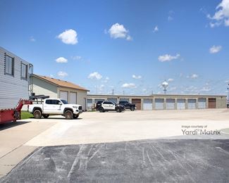 Photo 1 of Bee-s Self Storage - 631 East Harrison Street, Republic, MO