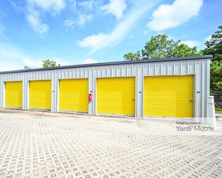 Photo 2 of Storage King USA - 2214 Lark Avenue, Nags Head, NC