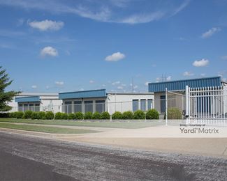 Photo 3 of A1 West Self Storage - 1730 West Erie, Springfield, MO