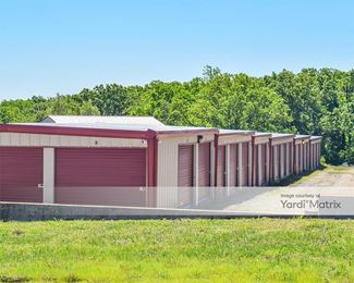 Photo 2 of TNT Storage - 21810 Spruce Drive, Waynesville, MO