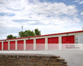 Photo 3 of Bob-s Storage - 1342 North Robin Street, Nixa, MO