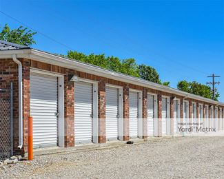 Photo 1 of 44 Waynesville Self Storage - 24530 Southside Road, Waynesville, MO