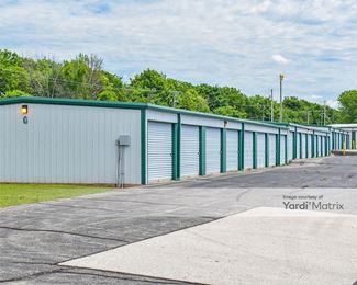 Photo 4 of Foxfire Mini Storage West - 426 West Jackson Street, Willard, MO
