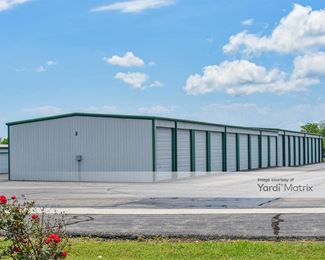 Photo 5 of Foxfire Mini Storage West - 426 West Jackson Street, Willard, MO