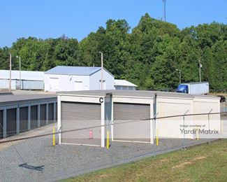 Photo 2 of StorMark Self Storage - 1047 Freeway Drive, Reidsville, NC