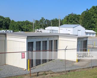 Photo 3 of StorMark Self Storage - 1047 Freeway Drive, Reidsville, NC