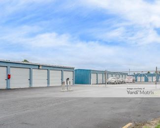Photo 2 of Leisure Self Storage - 3440 Columbia Avenue, Lancaster, PA