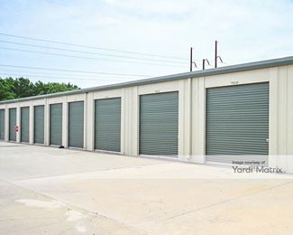 Photo 3 of Ample Storage - 8418 Caratoke Hwy, Powells Point, NC