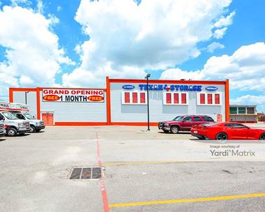 Storage Units for Rent available at 7851 South Loop East, Houston, TX 77012