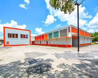 Photo 5 of Texan Storage - 7851 South Loop East, Houston, TX