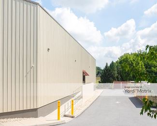 Photo 2 of Moove In Self Storage - 933 Lititz Pike, Lititz, PA