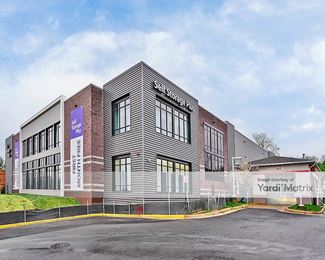Photo 2 of Self Storage Plus - 4645 West Ox Road, Fairfax, VA