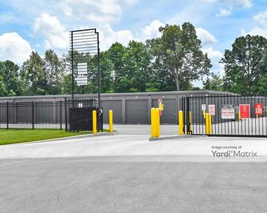 Storage Units for Rent available at 2800 South Dixie Avenue, Elizabethtown, KY 42701