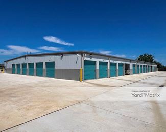 Photo 3 of 9th Street Storage - 207 South 9th Street, Mabank, TX