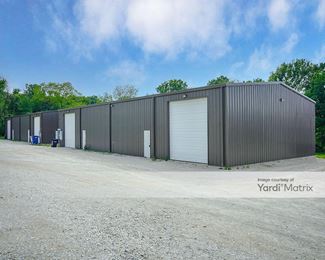 Photo 3 of DK Discount Storage - 6585 FM1417, Denison, TX
