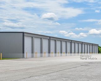 Photo 4 of North 13 Storage - 6115 North Farm Road 141, Springfield, MO