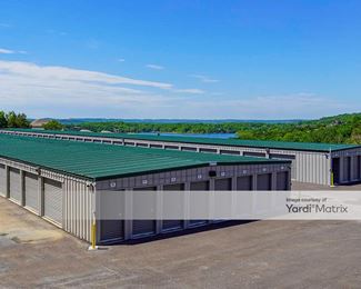 Photo 2 of Heartland Storage - 190 Poolside Pass, Hollister, MO