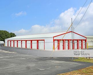 Photo 2 of Storage Lion - 1038 North Madison Avenue, Webb City, MO
