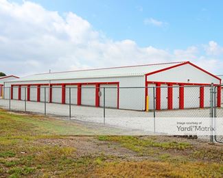 Photo 4 of Storage Lion - 1038 North Madison Avenue, Webb City, MO